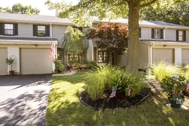 04_House Front-6