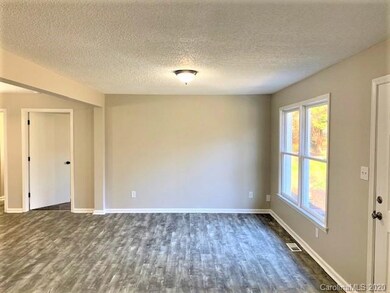 138 Independence Loop, Statesville, NC 28625 - photo 7