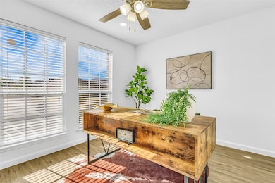 609 Flagstaff Dr, Desoto, TX 75115 - photo 6