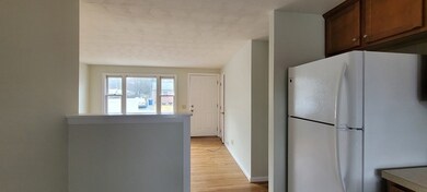 183 Manzella Ct, Rockland, MA 02370 - photo 3