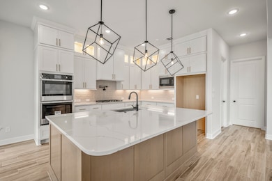 1719 Cathedral Bend Dr, Missouri City, TX 77459 - photo 4