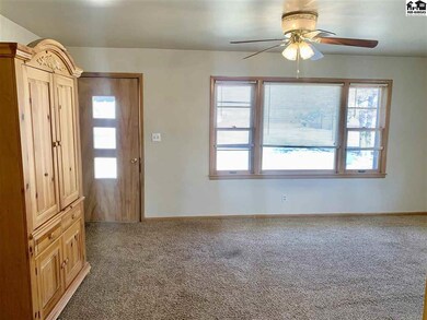 709 W Euclid St, McPherson, KS 67460 - photo 2