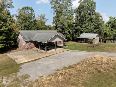 18 E Lakeview Dr, Columbia, MS 39429 - photo 2