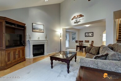 7579 Eastbrook Cir, Anchorage, AK 99504 - photo 6