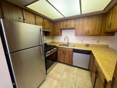 827 E Lancaster Cir unit 40, Florence, AZ 85132 - photo 4