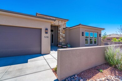 526 W Saguaro Way-007