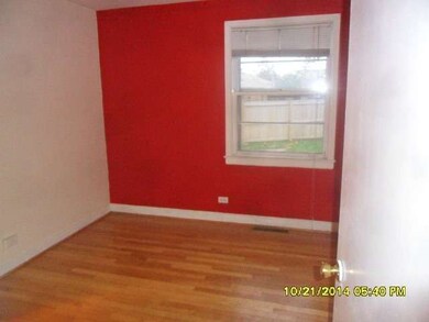 4423 Emerson Ct, Schiller Park, IL 60176 - photo 2