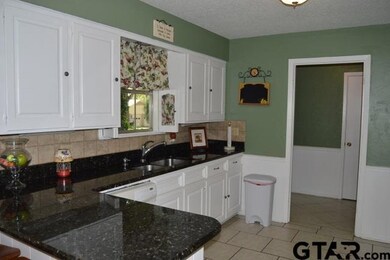 4709 Stratford Dr, Tyler, TX 75703 - photo 6