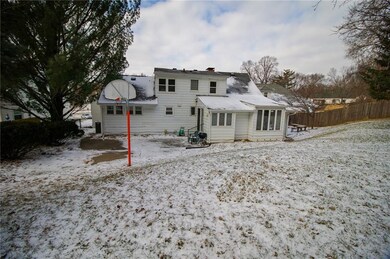 1141 Cummins Cir, Des Moines, IA 50311 - photo 3