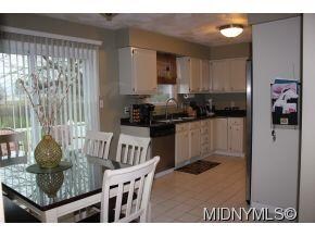 1600 Copperfield St, Utica, NY 13501 - photo 2