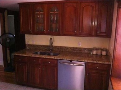 19 Blossom Ln, Weymouth, MA 02188 - photo 6