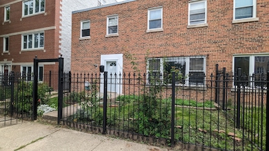 6045 N Mozart St, Chicago, IL 60659 - photo 3