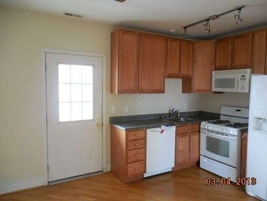 2819 W Rosemont Ave unit 2, Chicago, IL 60659 - photo 7