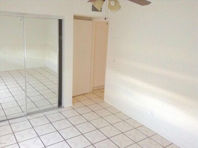 5602 W Monte Vista Rd, Phoenix, AZ 85035 - photo 4