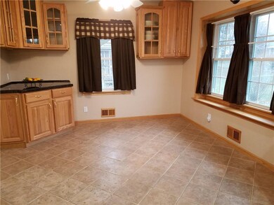 808 NW 12th St, Blue Springs, MO 64015 - photo 7