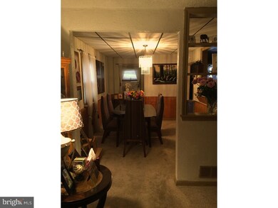 352 Raritan St, Camden, NJ 08105 - photo 2