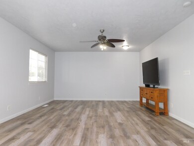 3072 Purdom Ln, Homedale, ID 83628 - photo 2