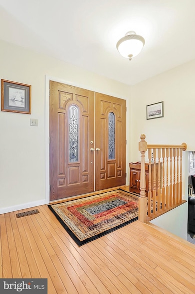 2007 Maplewood Dr, Hagerstown, MD 21740 - photo 5