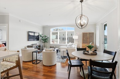 304 W Kirkwood Ave unit 306, Bloomington, IN 47404 - photo 3