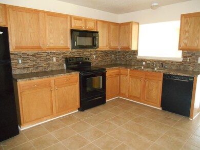 603 Doris Place Dr, Jacksonville, NC 28540 - photo 5