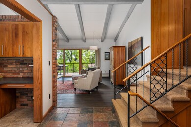 2818 E 8th St, Duluth, MN 55812 - photo 7