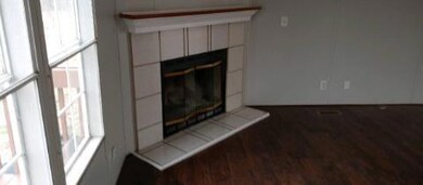 196 Lelon Ln, Springtown, TX 76082 - photo 2