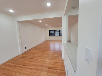 796 Fairview Ln unit 1, Cliffside Park, NJ 07010 - photo 7