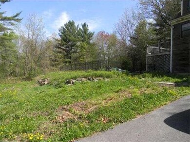 122 E Main St, Georgetown, MA 01833 - photo 4