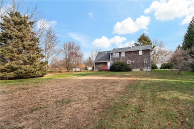 23 Gildas Ln, Portsmouth, RI 02871 - photo 2