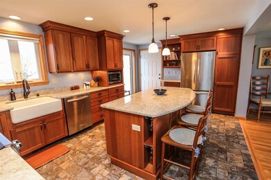 7 Inca Dr, Nashua, NH 03063 - photo 4