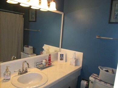 4206 N Tillotson Ave, Muncie, IN 47304 - photo 6