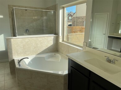 4974 Millican Dr, Pearland, TX 77584 - photo 7