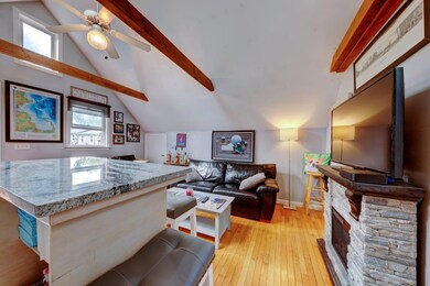9 Conwell St unit 2, Provincetown, MA 02657 - photo 2