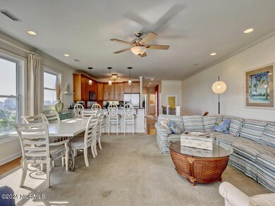 Living Area Full UM