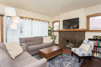 22 Locust Lodge-7