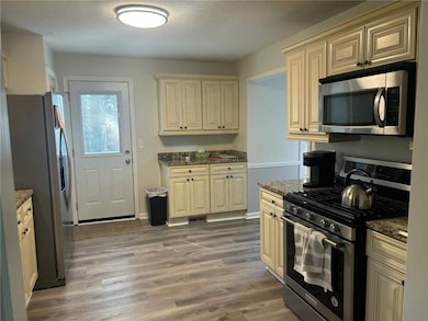 5027 Post Road Ct, Stone Mountain, GA 30088 - photo 3