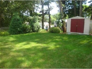 63 Circle Dr, Waltham, MA 02452 - photo 3