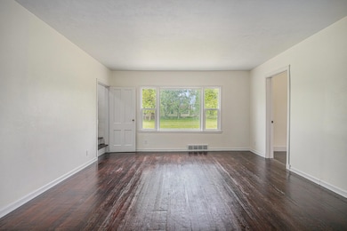 12856 Flynn Rd, Sawyer, MI 49125 - photo 5