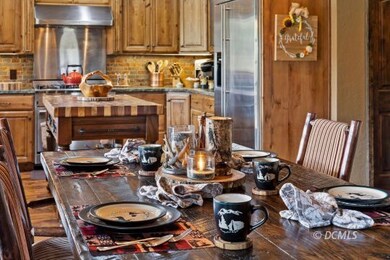 Dining & kitchen