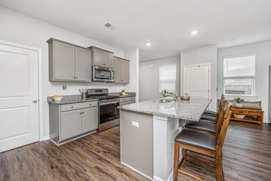 304 Willow Pointe Cir, Summerville, SC 29486 - photo 6