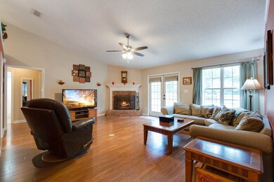 79 Duncan Dr, Crawfordville, FL 32327 - photo 4