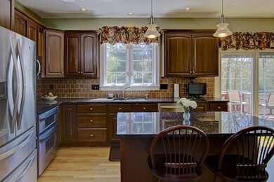 17 Darlene Dr, Southborough, MA 01772 - photo 4