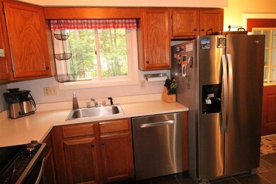 9 Jefferson Dr unit 54, Woodstock, NH 03262 - photo 3