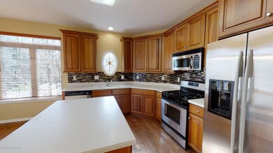 34-W-Aspen-kitchen