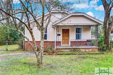 1405 E 32nd St, Savannah, GA 31404 - photo 2