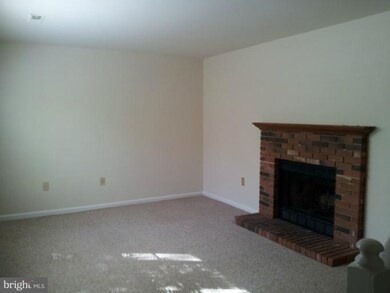 11193 Hamlet Ct, Fredericksburg, VA 22407 - photo 6