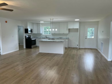 825 Quiet Oaks Way, Dandridge, TN 37725 - photo 4