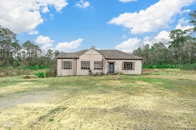View of front of home featuring driveway