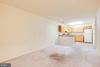 5704 Brewer House Cir unit T1, Rockville, MD 20852 - photo 3