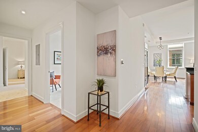 The Columbia Residences unit 427, Washington, DC 20037 - photo 3